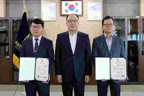 교직원 임명장 전달
